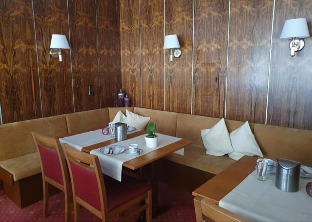 Hotel Borger Frankfurt am Main Ngoại thất bức ảnh