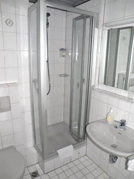 Hotel Borger Frankfurt am Main Ngoại thất bức ảnh